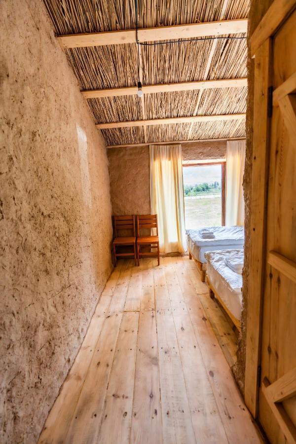 Kyzart Hotel & Horse Tours Bagysh ภายนอก รูปภาพ