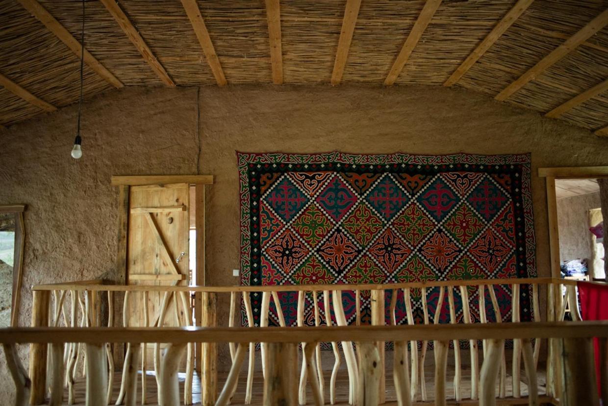 Kyzart Hotel & Horse Tours Bagysh ภายนอก รูปภาพ
